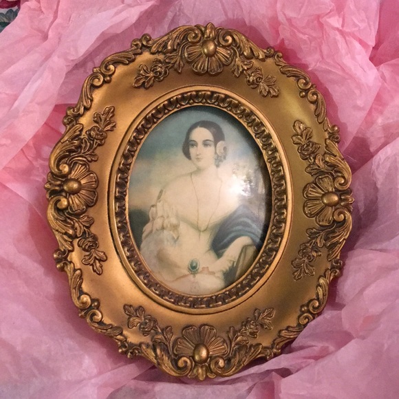 Vintage Cameo creations framed picture - Picture 4 of 5